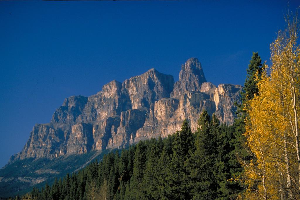 Hi Castle Mountain - Hostel Экстерьер фото