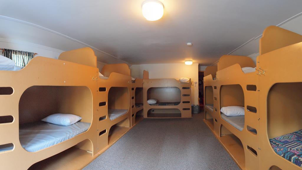 Hi Castle Mountain - Hostel Номер фото