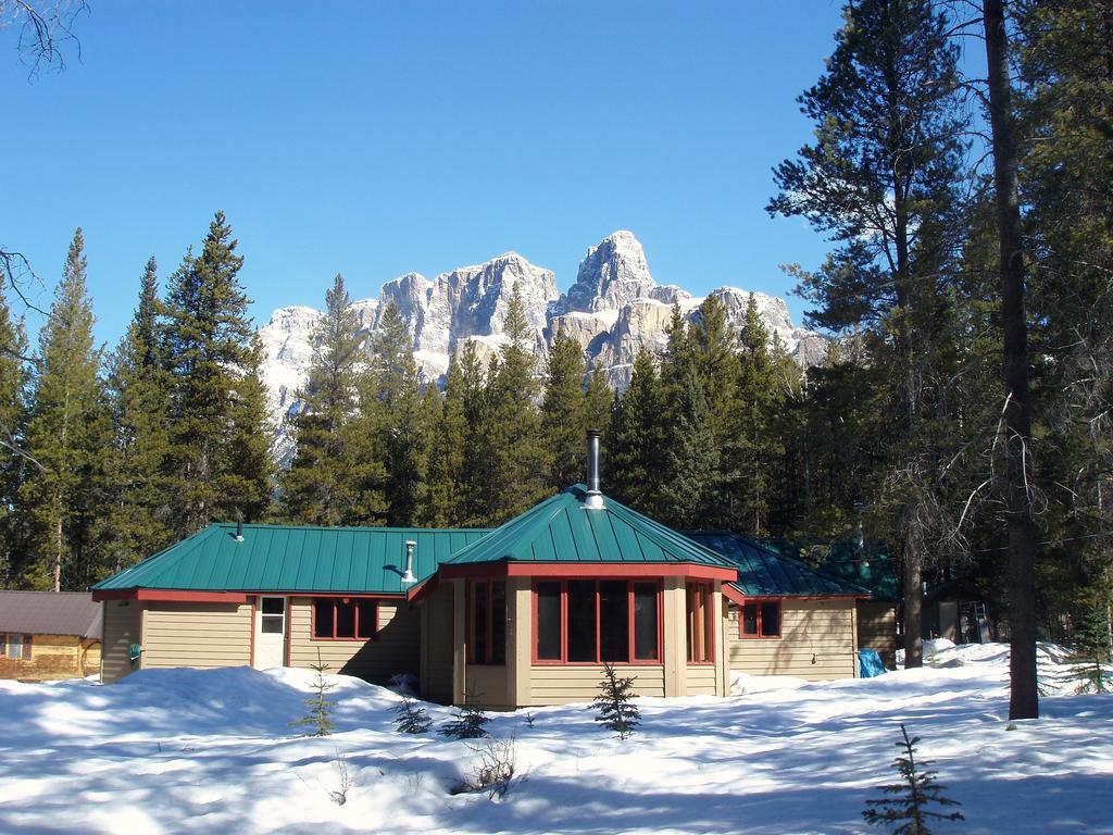 Hi Castle Mountain - Hostel Экстерьер фото